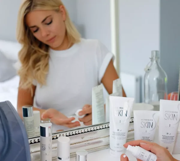 Herbalife SKIN Scrub με Μούρα για πιο Λαμπερή Επιδερμίδα - Image 3
